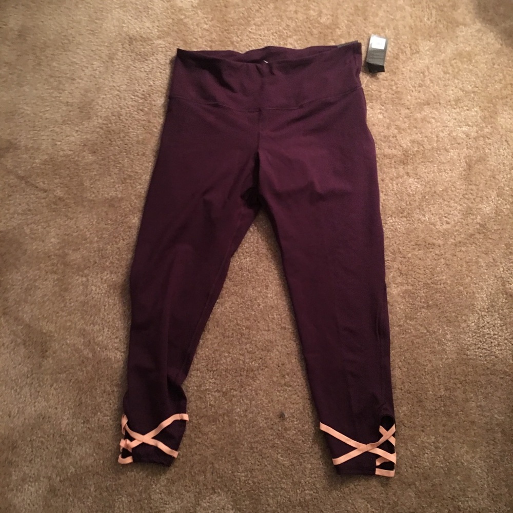 Old Navy Cropped Active Pants